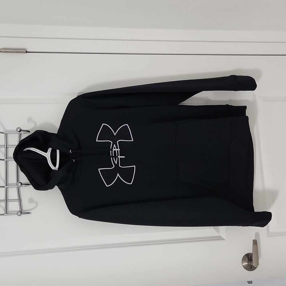Under Armour hoodie
